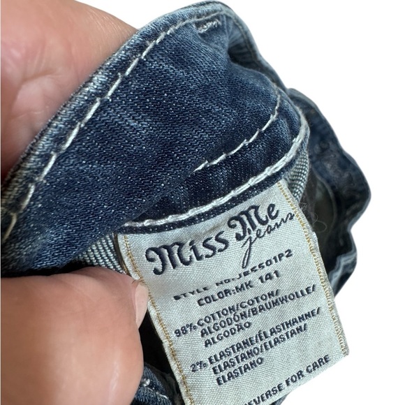 Miss Me Men's Dark Blue Relaxed Jeans - Picture 4 of 8